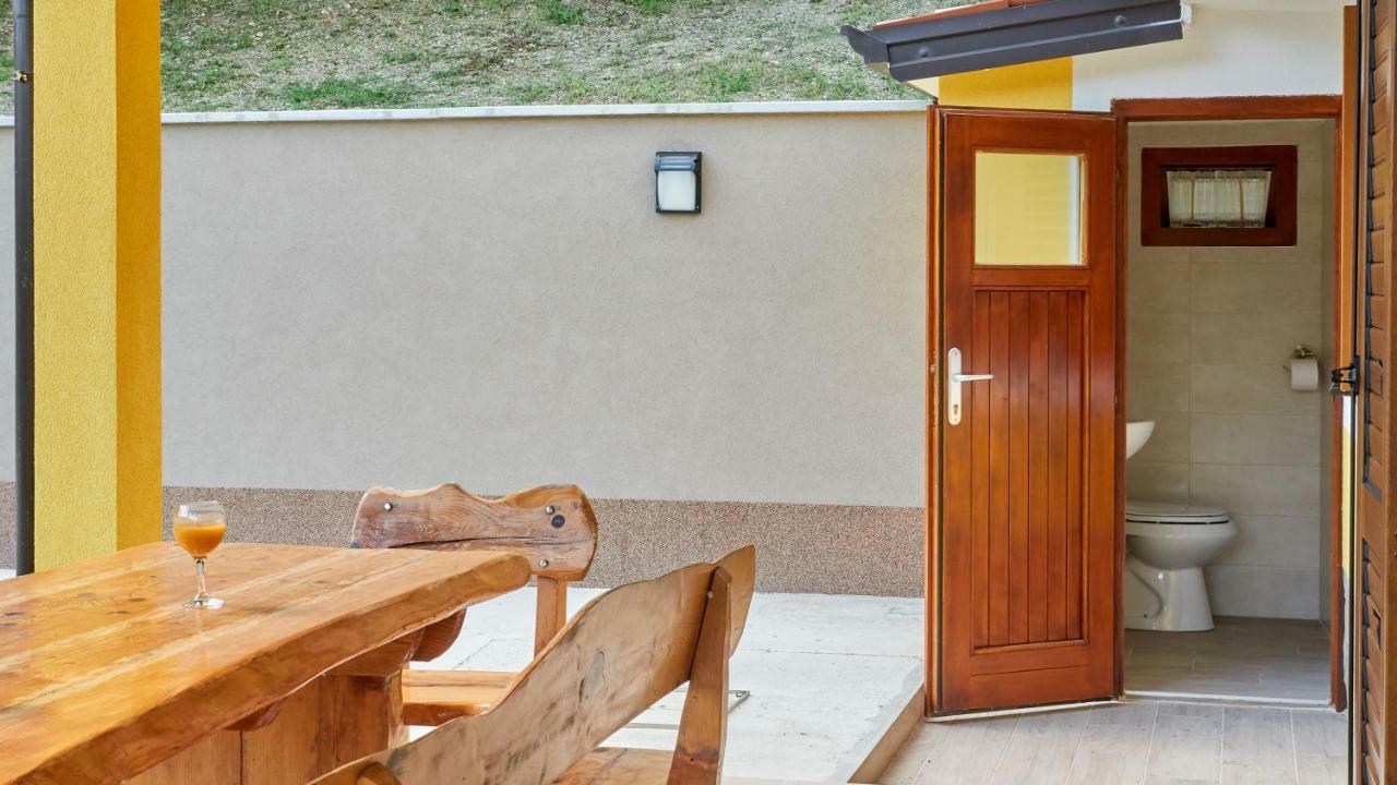 Casa Valla By Rent Istria Бузет Экстерьер фото