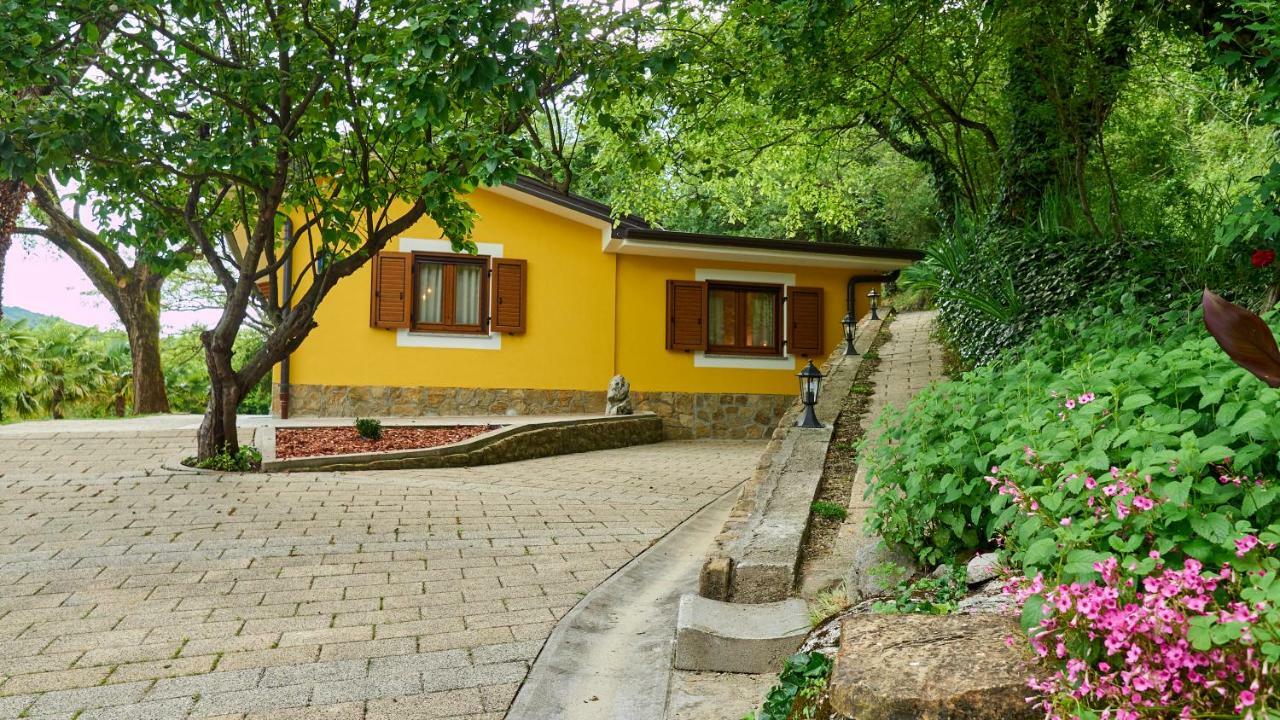 Casa Valla By Rent Istria Бузет Экстерьер фото