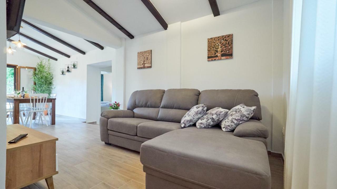 Casa Valla By Rent Istria Бузет Экстерьер фото
